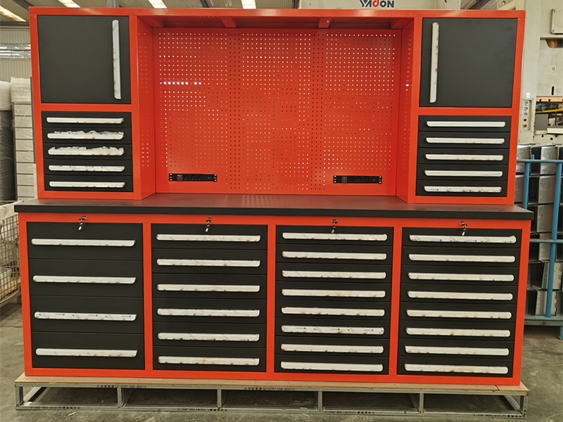 Custom Restituo Gravis Officium Workbench Delivers satisfaction to Customers