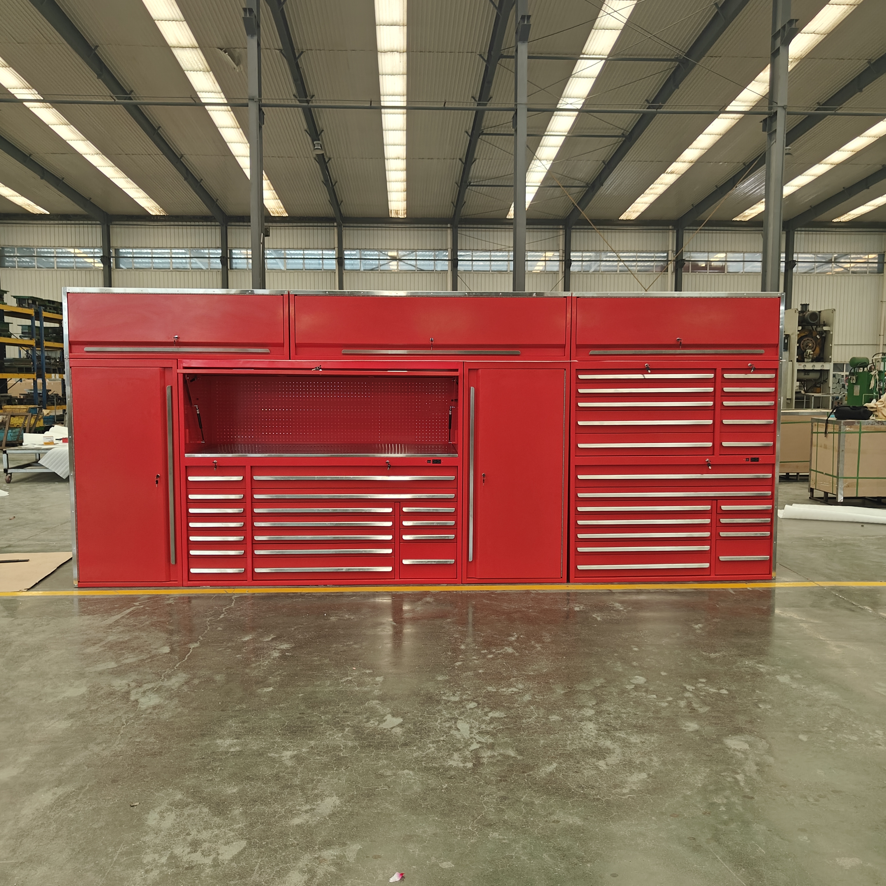 Gravis Officium Metal Combination Garage Tool Cabinet