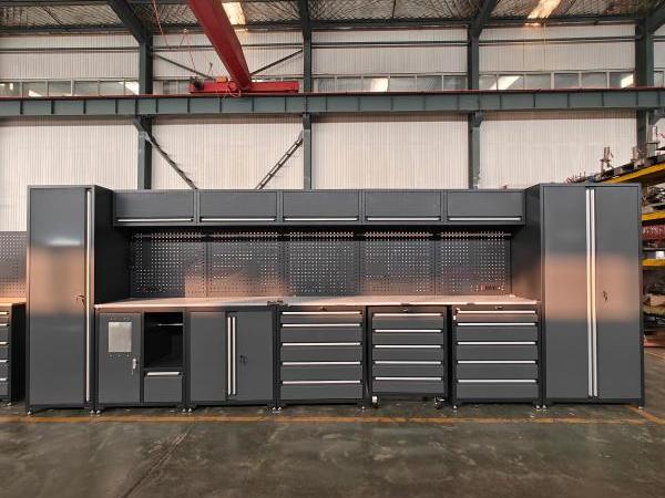 Multifunctional premium garage repono scrinium
