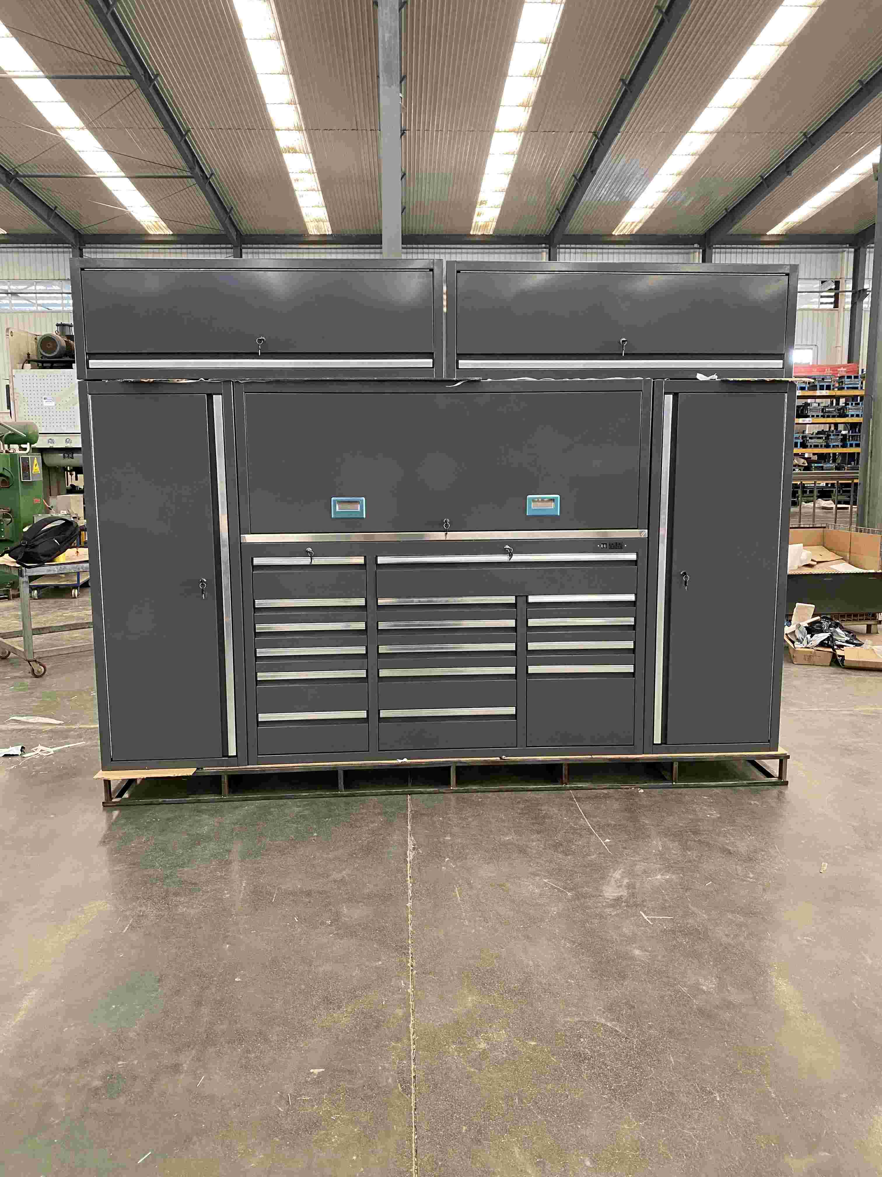 Ubi Novum Design Garage cabinets apta?
