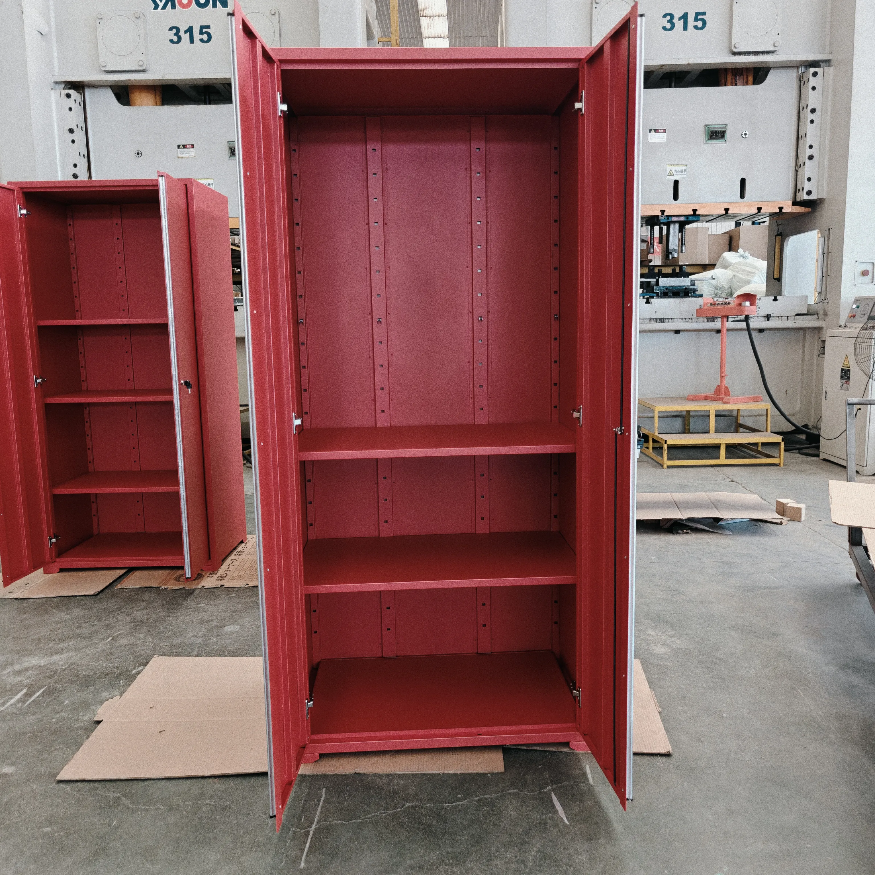 In instrumentum cabinets Cyjy quae lucrata recognition a customers pro altum qualitatem.